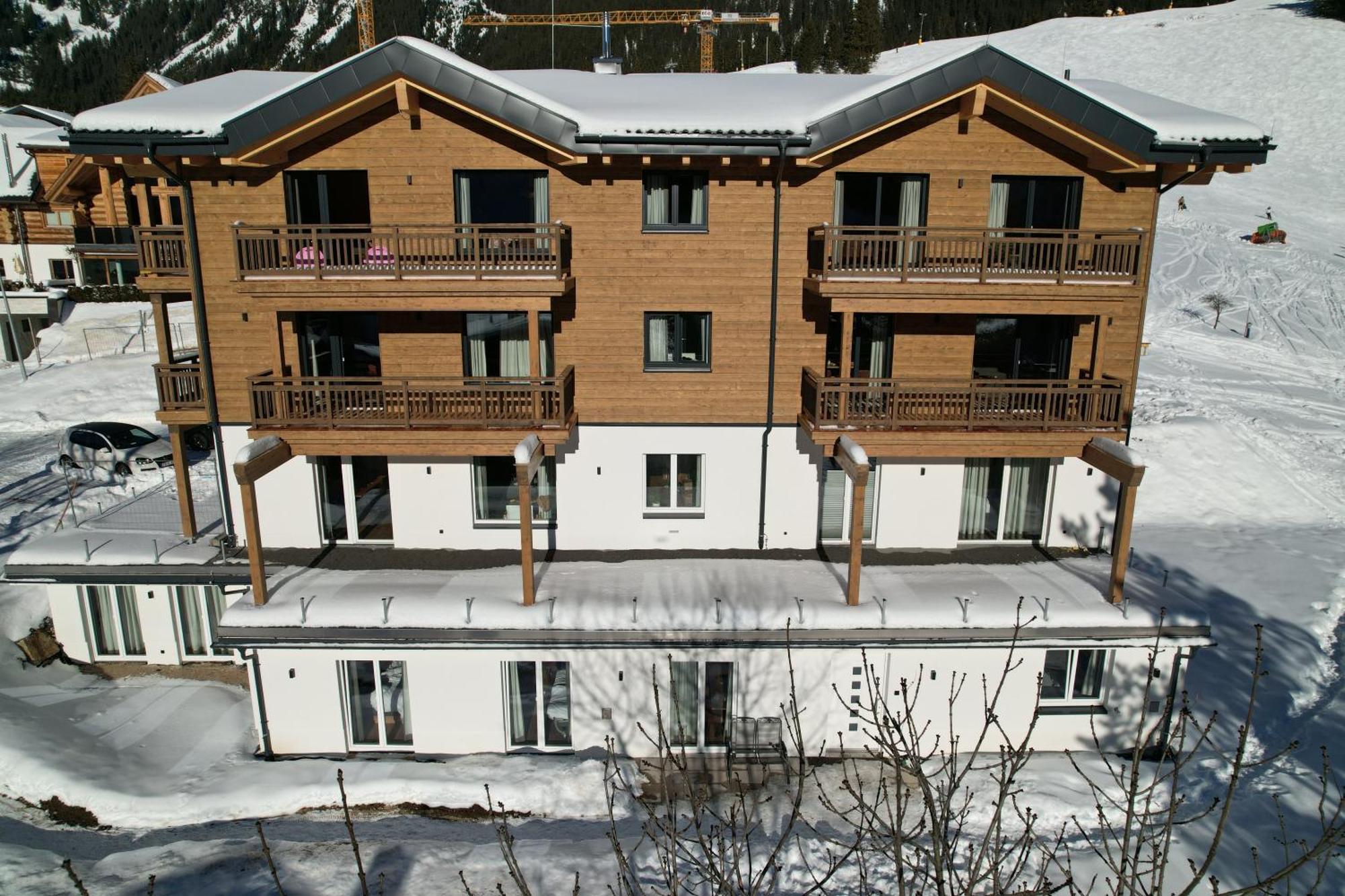 Berwang Chalets - Enzian Exterior photo